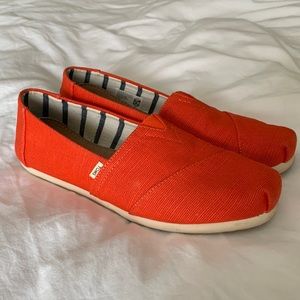 Toms Cherry Tomato Heritage Canvas Alpargata 8.5